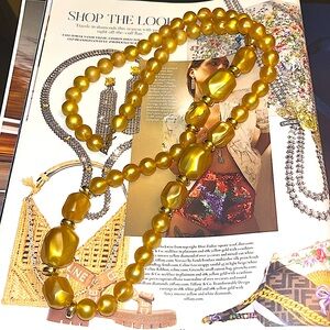 Vintage chunky long Pearlized golden mustard bead necklace 1960s/70’s vintage